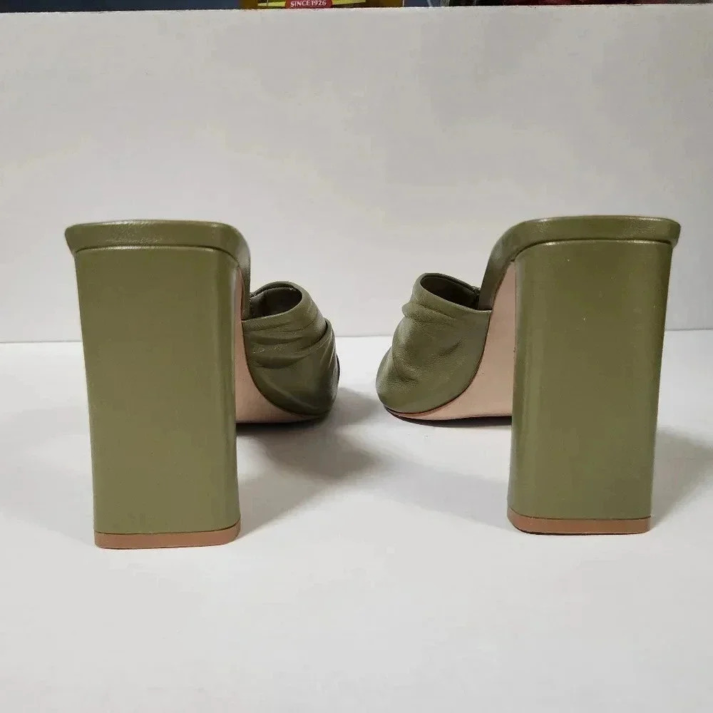 Schutz Mallory Sandal - Picture 4 of 7
